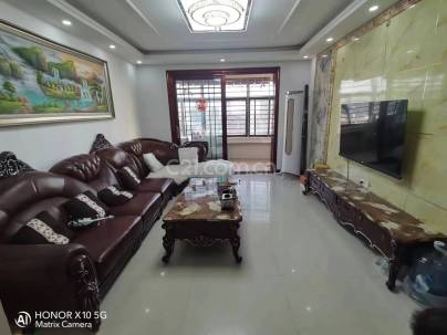圣泉水岸（张庄社区） 3室 2厅 136平米