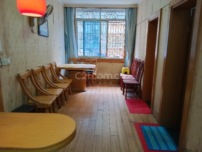 农房宿舍（北京东路242号） 3室 2厅 112平米