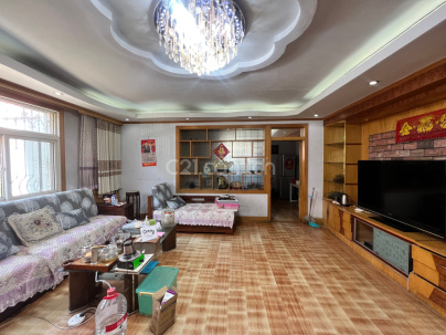 青龙潭住宅小区 3室 2厅 145.2平米